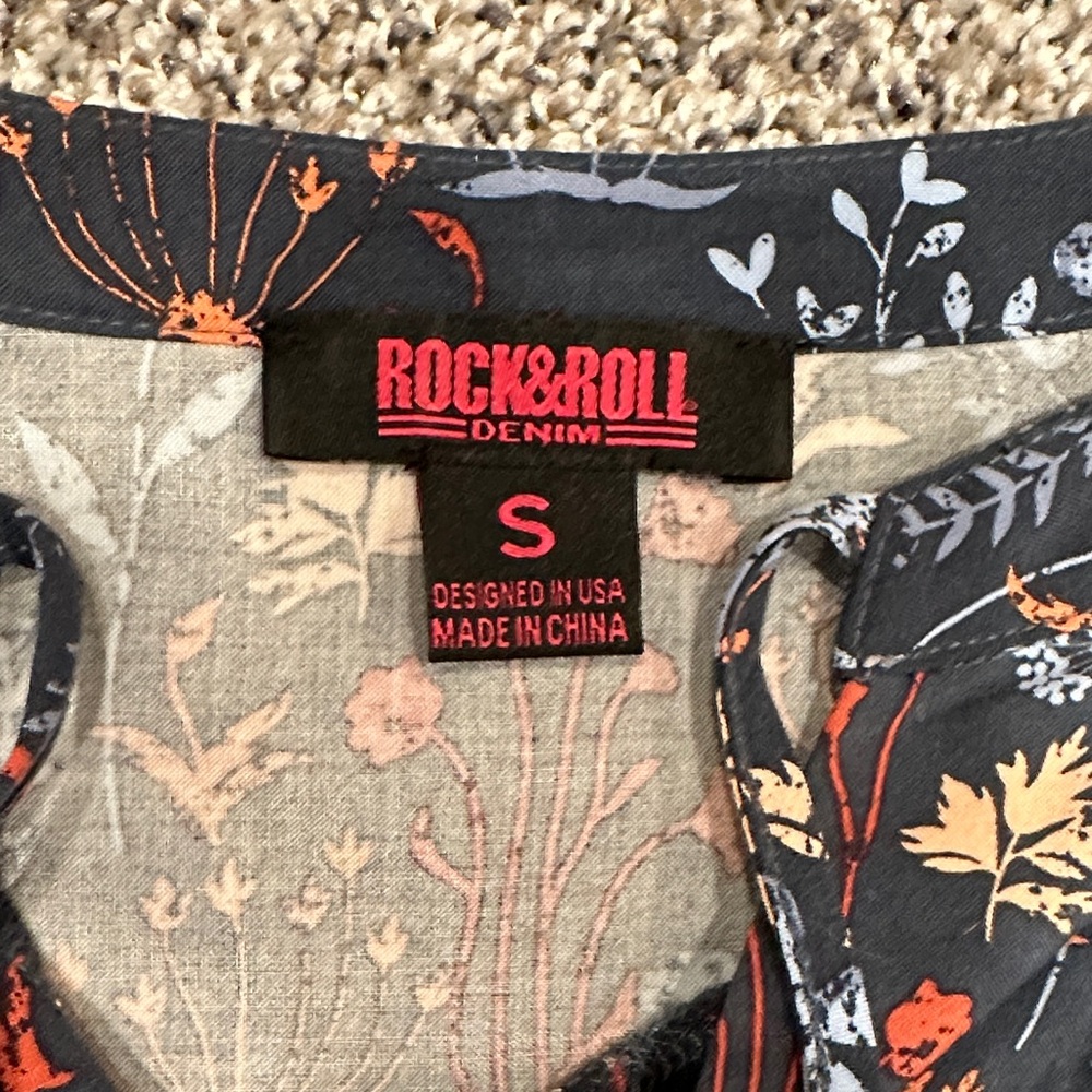 Rock & Roll Cowgirl Blue Puff Sleeve Crop Top - image 2